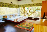 The Riverwood Forest Retreat Pench فنادق في Seoni