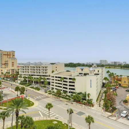 8th-Floor Penthouse, Walk to Clearwater Beach