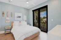 The Dream Delray/ 4 Br En-Suite Pool Home - شرفة