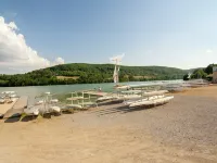 Cozy Garden Retreat Malemort Hotels in Malemort