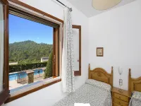 Quiet residential villa in Vidreres