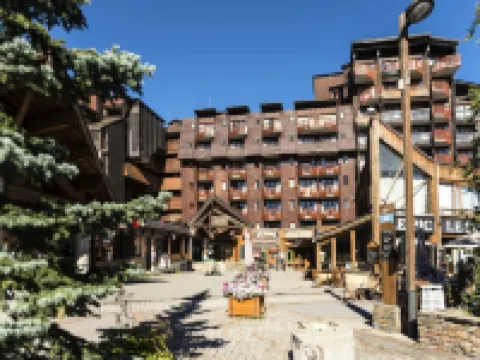 Apartment in Alpe d'Huez with Mountain Views