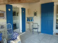 Cottage in Oppede with Pool and Garden Hotele w: Oppede