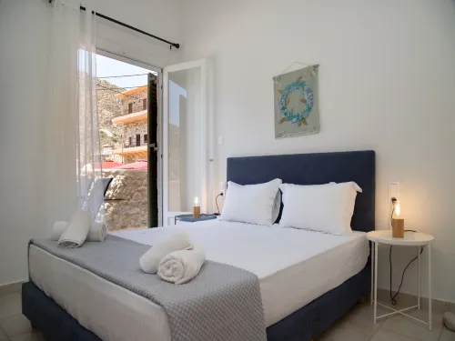 Seaside apartment in Gerolimenas, Mani