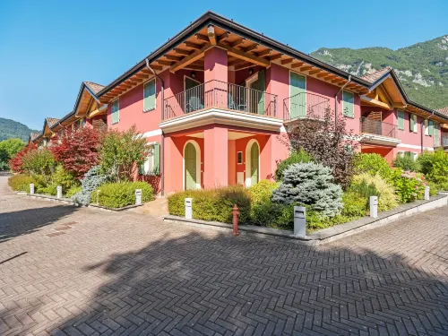 Apartment on Lake Idro with Pool