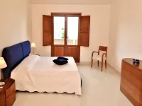 Villa in Valderice with Pool and Garden