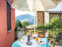 Relaxing Retreat in Le Marche