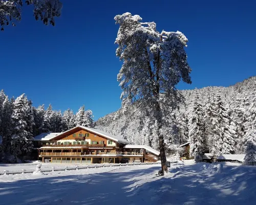 Hotel Lago Della Creta Hotels in Mareo