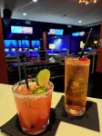 Sun & Ski Inn and Suites - bar