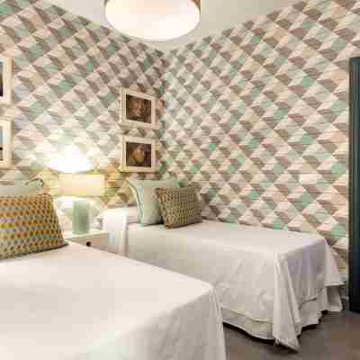 Magnificent Family Apartment in the City Center. Albareda Rooms