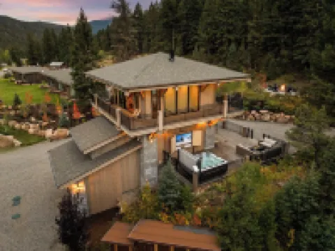 MTNLUX One of a Kind Fire Tower in Big Sky with hot tub & fitness/game room.