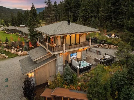 MTNLUX One of a Kind Fire Tower in Big Sky with hot tub & fitness/game room.