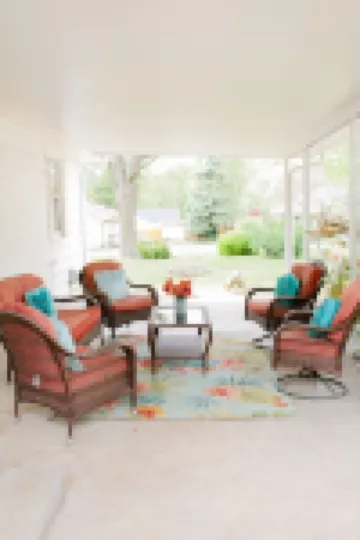 Luxurious Marilyn’s Mansion in the heart of Springfield!