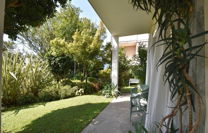 Chalet by Lake Maggiore with Garden Views
