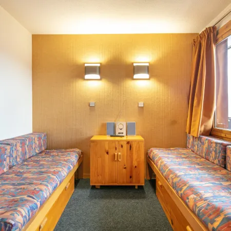 Studio in Doucy at the Foot of Ski Slopes