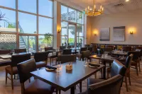 Crowne Plaza FREDERICTON-LORD BEAVERBROOK by IHG - breakfast