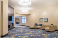Holiday Inn TERRE HAUTE by IHG - parking
