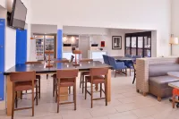 Holiday Inn Express & Suites FARMINGTON (BLOOMFIELD) by IHG - พร้อมอาหารเช้า