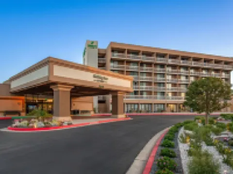 Holiday Inn OXNARD - VENTURA by IHG Hotels in Oxnard