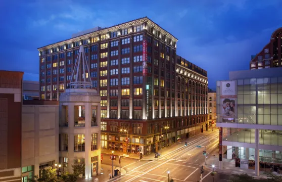 聖路易斯市中心希爾頓安泊酒店