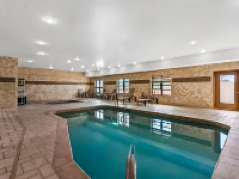 Comfort Suites Hotels in Roswell