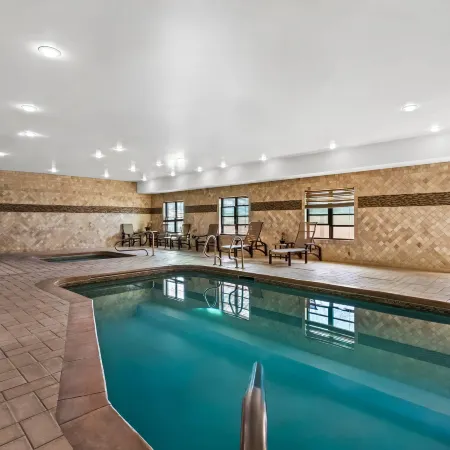 Comfort Suites