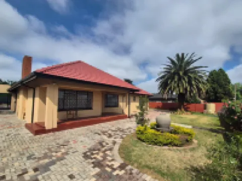 Ithonsi Guesthouse and Spa