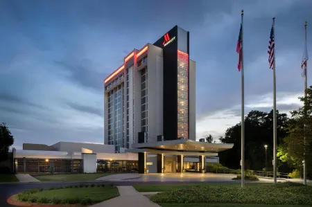 Atlanta Marriott Perimeter Center Отели рядом с достопримечательностью «Периметр Молл»