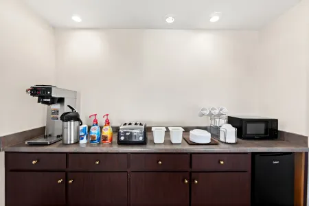 Red Roof Inn Muscle Shoals