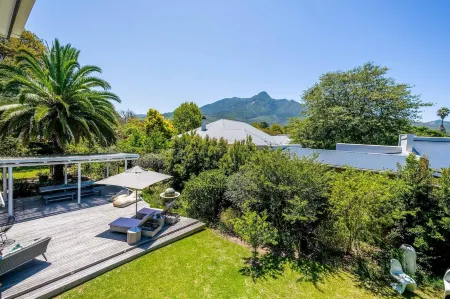 Oude Berg Guesthouse - 10 Caledon Street