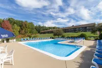 Fox Ridge Resort - Pool