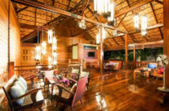 บ้าน อยู่สบาย บูติค เฮาส์