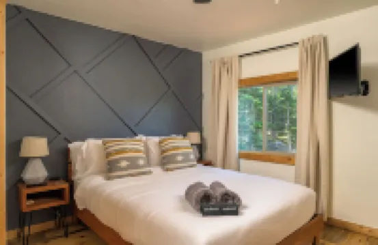 Skyline Lodge