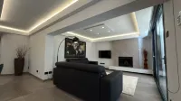 Coco Noir Luxury Villa