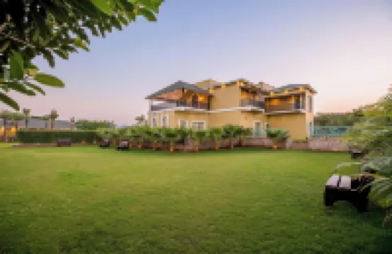 Merriment Luxury Resort & Private Pool Villa, Abu Road