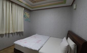 Dongchon Amusement Park Bernard