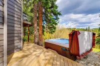 Mtn-View Breck Home w/ Hot Tub ~ 1 Mi to Ski Lift! - Pet friendly