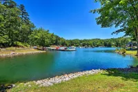 Lake Keowee Resort Condo w/ Balcony & Pool Access! - appartements de vacances