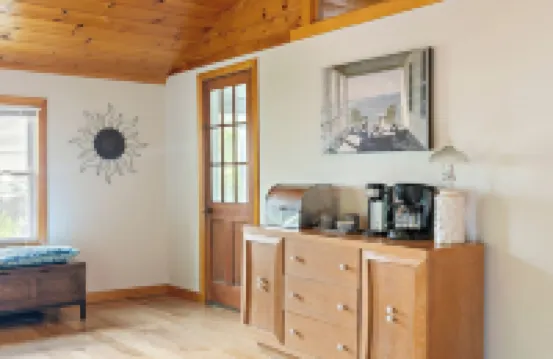 Beach Cottage in the Trees and Near the Sea.Bigger Than it Looks!!