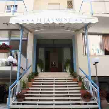 Hotel Jasmine Beach Hotel Exterior