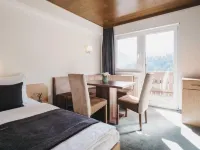 Haus Bellevue Hotels in Serfaus