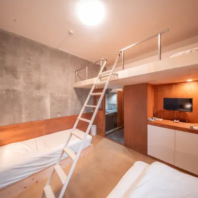 Plus One Fujisaki No cleaning fee, 5 min walk from Fujisaki station! Low cost room Hotel berhampiran Stesen Jiromaru