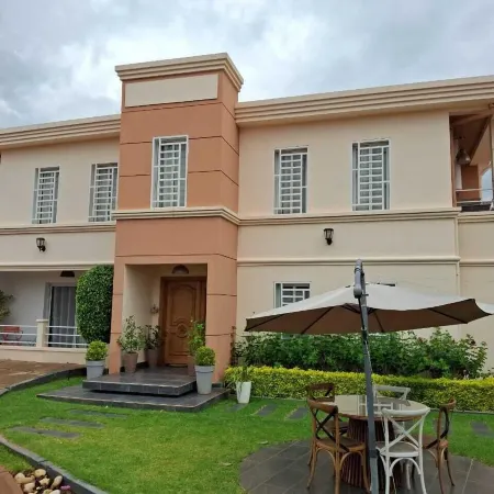 Tia Vahine - Boutique Hôtel Ivato
