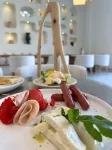 Suites Hôtel les Charmilles & Spa - breakfast