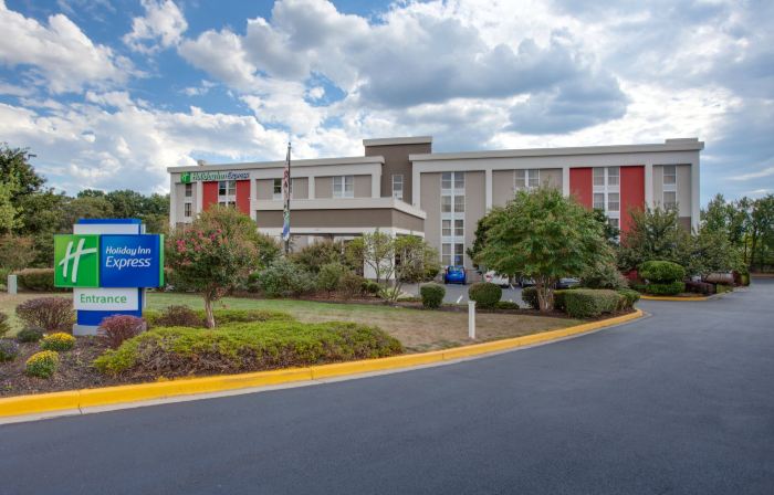 Holiday Inn Express WASHINGTON DC EAST-ANDREWS AFB by IHG
