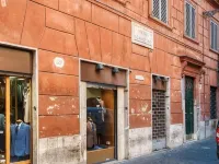 Amelie Suite Trevi Hotels near San Silvestro in Capite