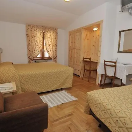 Gufo Depandance Отели в г. Бормио