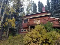 Vail - 2 Guests - Private Studio w/ Queen Bed - Pet Friendly!