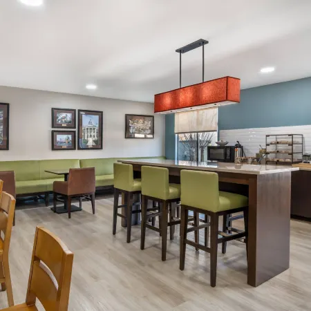 Country Inn & Suites by Radisson, Shelby, NC