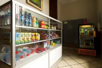 RedDoorz Plus near Parahyangan University